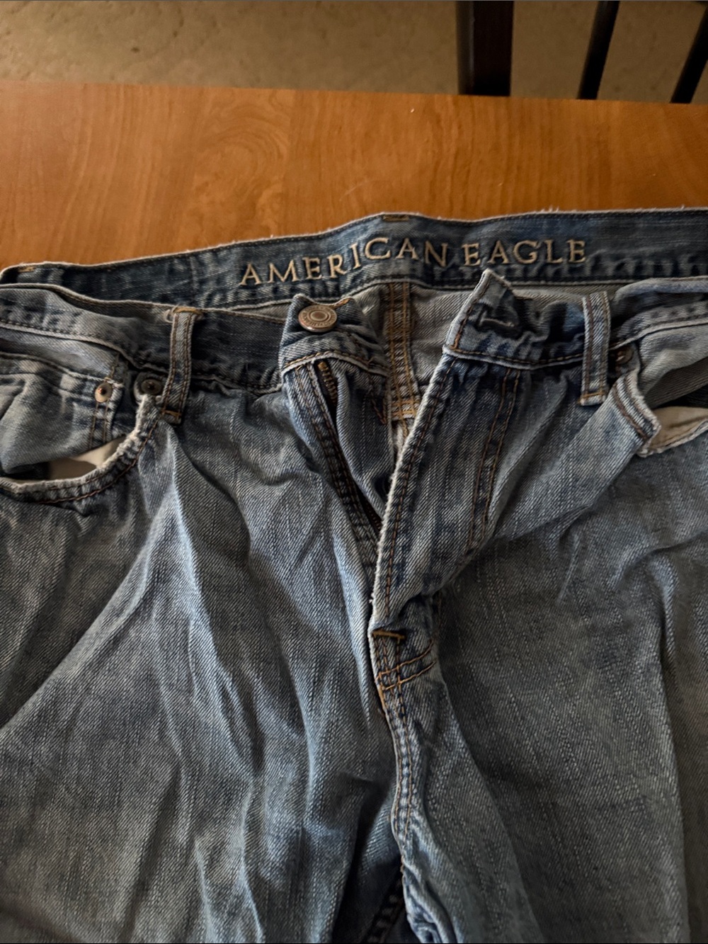 American Eagle Outfitters Men’s Light Blue Relaxed Jeans
